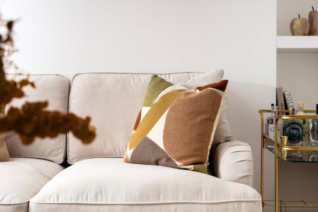 Luxe Design - Chic Cottage - Heart Of רות'ברי מראה חיצוני תמונה